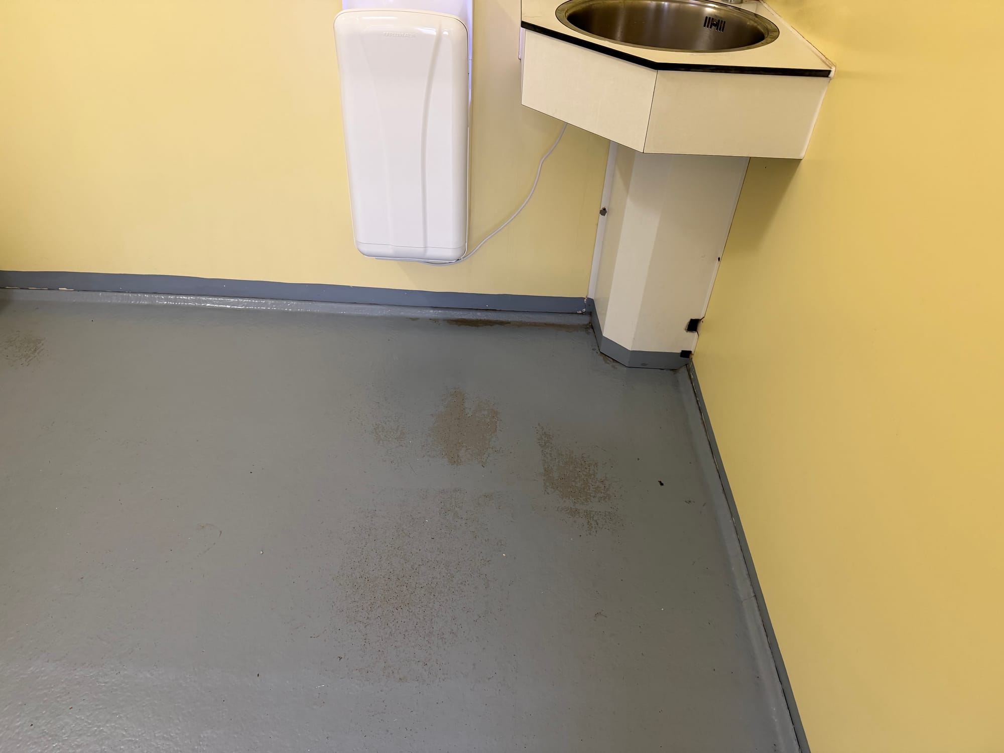 Camping direkt am Rhein: Unser Check vom Wellness-Rheinpark-Camping Bad Hönningen