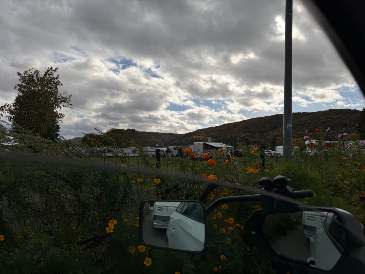 Welche Wohnwagenspiegel passen an den SEAT Leon ST (BJ 2023)?